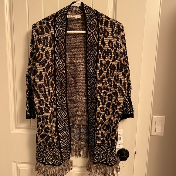 Animal print sweater size 1X - Picture 3 of 8